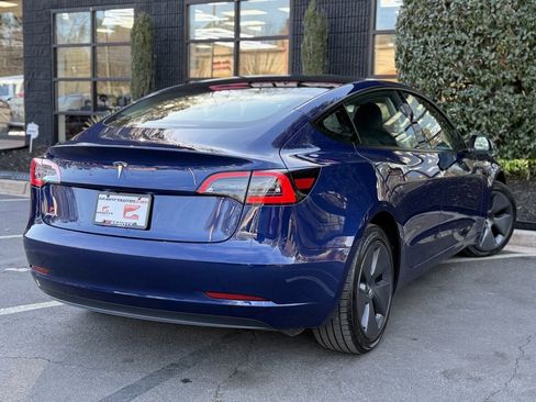 Used 2023 Tesla Model 3 Standard Range image 12