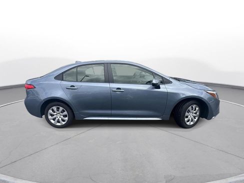 Used 2026 Toyota Corolla LE FWD image 5