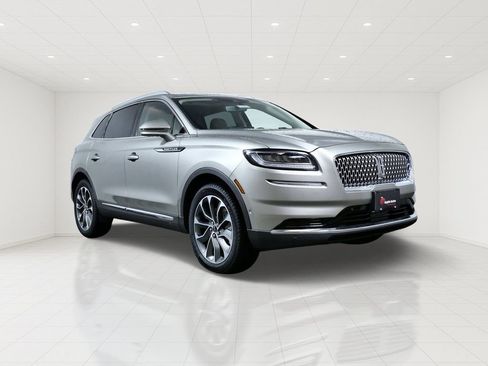 Certified 2023 Lincoln Nautilus Reserve w/ Equipment Group 201A AWD/4WD image 1