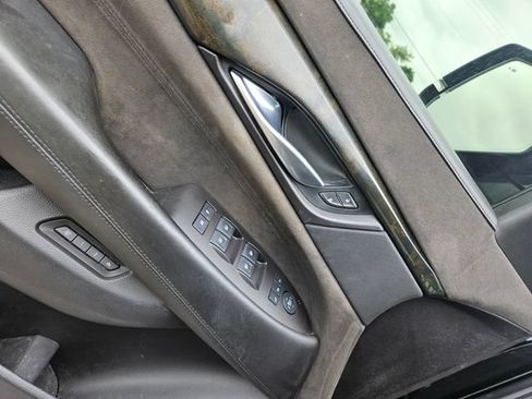 Used 2016 Cadillac Escalade Platinum RWD image 10