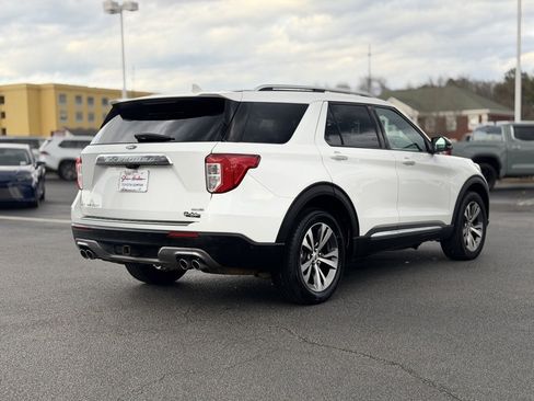 Used 2020 Ford Explorer Platinum w/ Premium Technology Package image 12