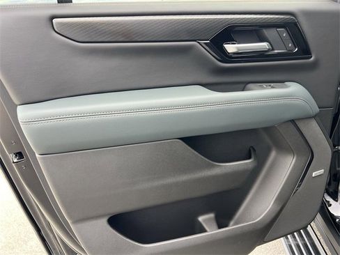 New 2026 GMC Yukon XL AT4 w/ AT4 Premium Plus Package image 27