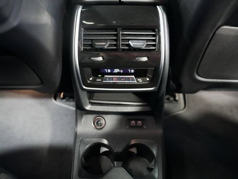 Used 2023 BMW X7 xDrive40i w/ Executive Package AWD/4WD image 45