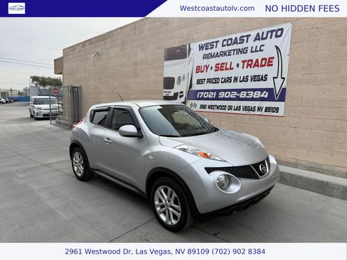 Used 2014 Nissan Juke S FWD image 1