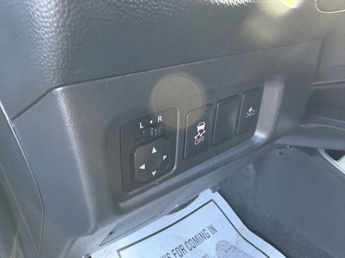 Used 2024 Mitsubishi Mirage ES image 39