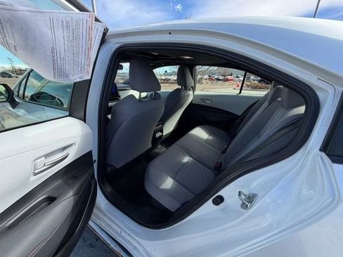 Used 2023 Toyota Corolla SE w/ SE Package image 25