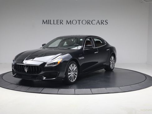 Used 2022 Maserati Quattroporte Modena Q4 AWD/4WD image 1