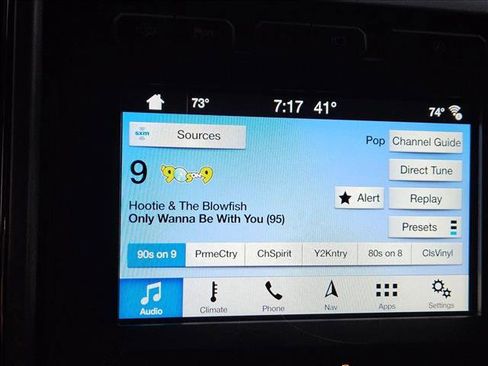 Used 2018 Ford F150 Platinum w/ Equipment Group 701A Luxury image 16