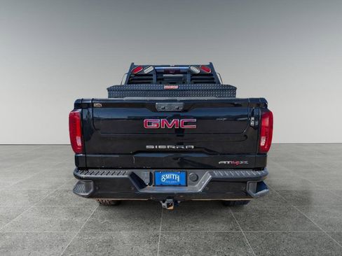 Used 2024 GMC Sierra 1500 AT4X image 4