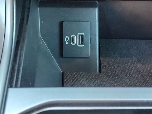 Used 2025 Ford F150 Lariat image 20