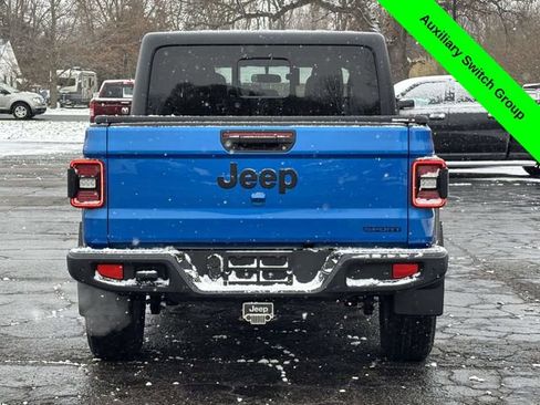 Used 2020 Jeep Gladiator Sport w/ Quick Order Package 24S image 32