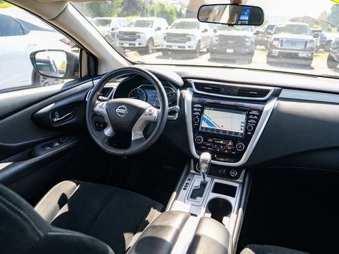 Used 2018 Nissan Murano SV image 20