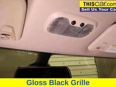 Used 2019 Dodge Journey SE w/ Blacktop Package image 17