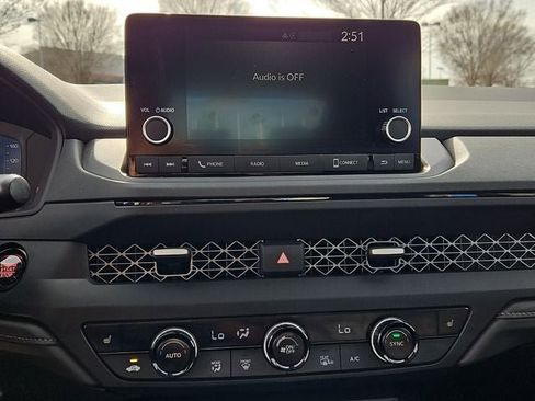 Used 2025 Honda Accord SE image 24