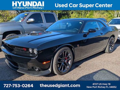 Used 2021 Dodge Challenger R/T Scat Pack w/ Shaker Package RWD image 1