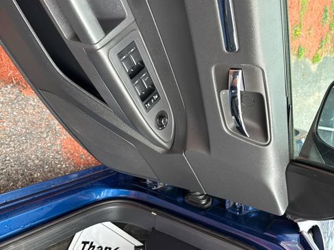 Used 2009 Chrysler 300 LX image 15