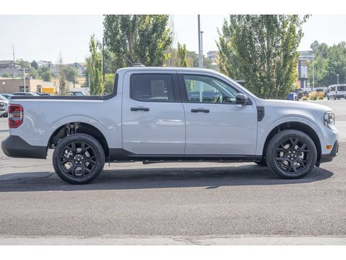 Used 2025 Ford Maverick XLT w/ XLT Luxury Package AWD/4WD image 2