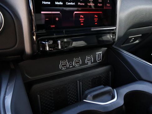 New 2026 RAM 1500 Laramie w/ Night Edition AWD/4WD image 38