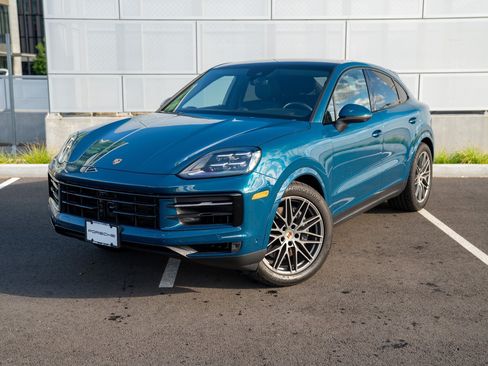 Certified 2026 Porsche Cayenne Coupe AWD/4WD image 1