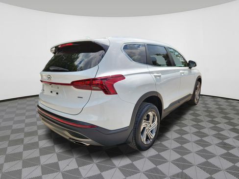 Certified 2023 Hyundai Santa Fe SE AWD/4WD image 4