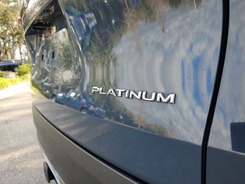 Used 2024 Toyota Grand Highlander Platinum image 7