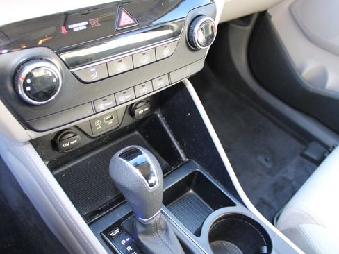 Used 2016 Hyundai Tucson SE w/ Option Group 02 image 17