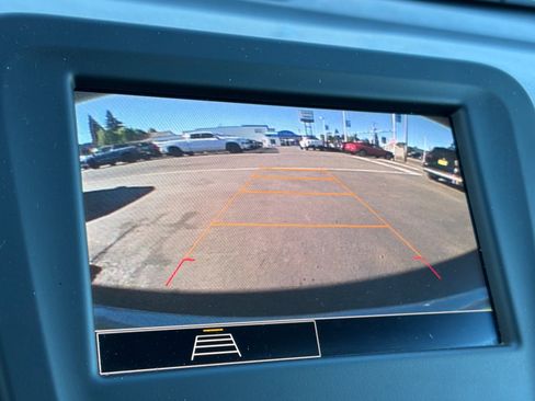 Used 2024 Chevrolet Equinox LT AWD/4WD image 16