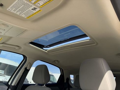 Used 2020 Ford EcoSport SE w/ SE Convenience Package image 25