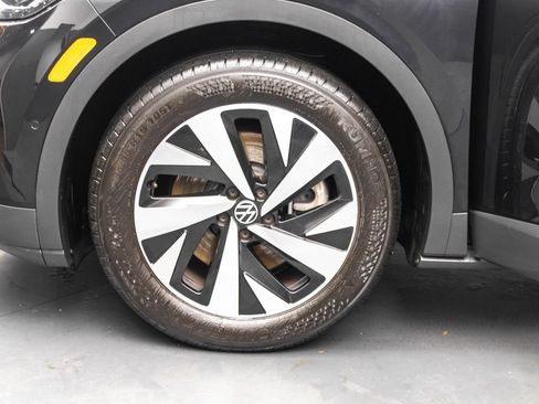 Certified 2023 Volkswagen ID.4 Pro image 36