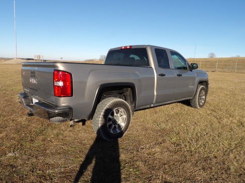 Used 2017 GMC Sierra 1500 4x4 Double Cab w/ Sierra Convenience Package image 6