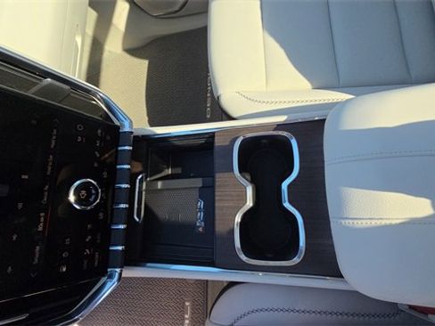 New 2026 GMC Acadia Denali image 28