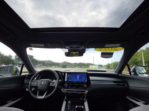 Used 2025 Lexus RX 350 Premium Plus w/ Accessory Package (Z1) FWD image 20