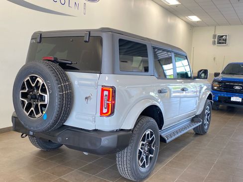 New 2026 Ford Bronco Outer Banks AWD/4WD image 39