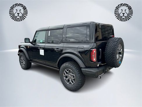 New 2025 Ford Bronco Badlands image 7