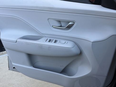 New 2026 Hyundai Kona SEL Premium image 23