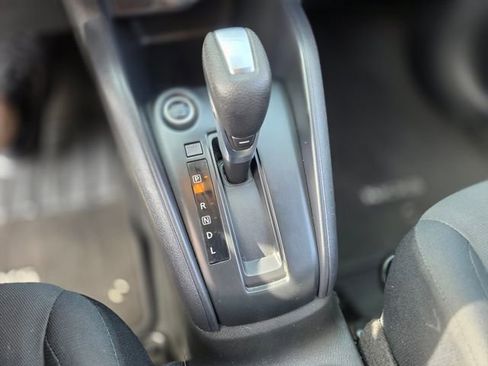 Used 2024 Nissan Kicks S image 32