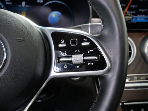 Certified 2021 Mercedes-Benz GLC 300 4MATIC image 25