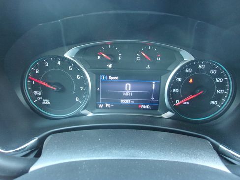 Used 2023 Chevrolet Equinox LT AWD/4WD image 10