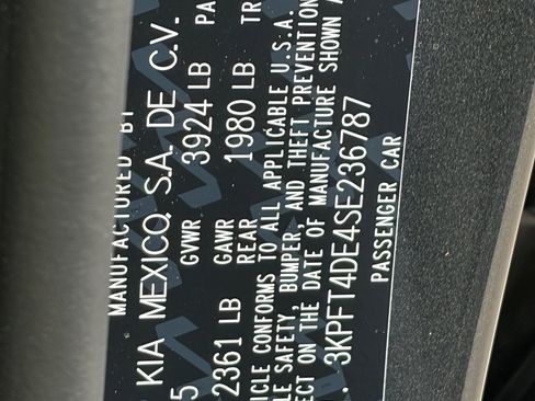 Certified 2025 Kia K4 LXS image 31