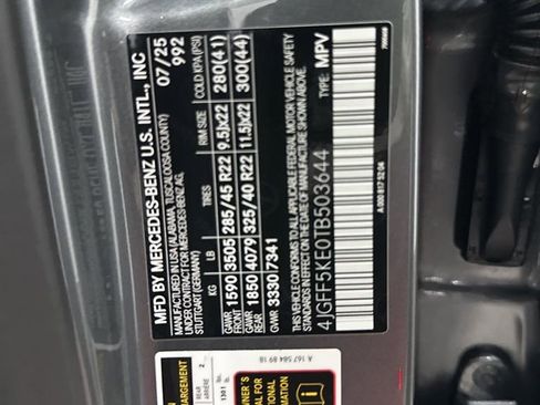 Used 2026 Mercedes-Benz GLS 450 4MATIC image 36