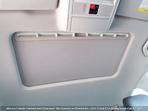 Used 2015 Volkswagen Jetta SE image 40