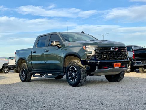 Certified 2025 Chevrolet Silverado 1500 ZR2 image 9