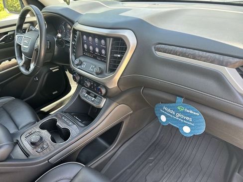 Used 2022 GMC Acadia Denali w/ Denali Technology Package AWD/4WD image 31