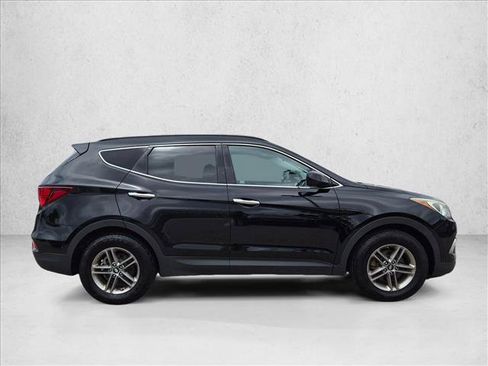 Used 2017 Hyundai Santa Fe Sport AWD/4WD image 4
