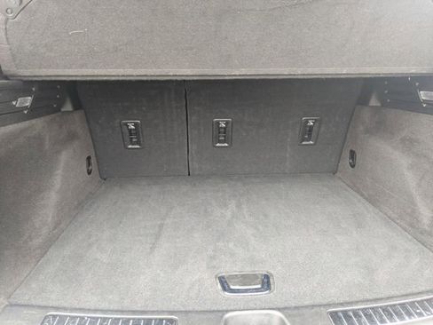 Used 2024 Cadillac XT4 Premium Luxury image 29