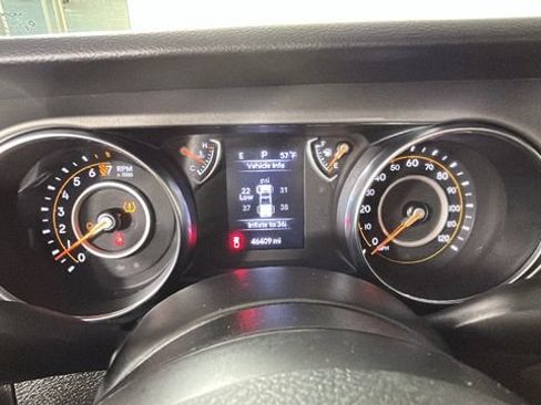 Used 2022 Jeep Gladiator Sport AWD/4WD image 17