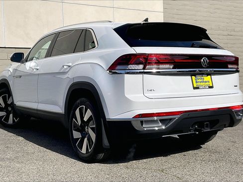 New 2026 Volkswagen Atlas Cross Sport SEL image 2