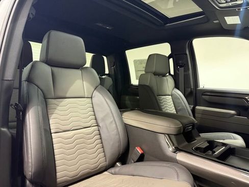 New 2026 Chevrolet Silverado 2500 ZR2 image 30