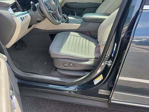 Used 2019 Cadillac XT5 Luxury image 6