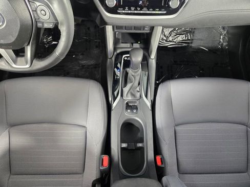 Used 2024 Toyota Corolla Cross S w/ Moonroof Package image 26